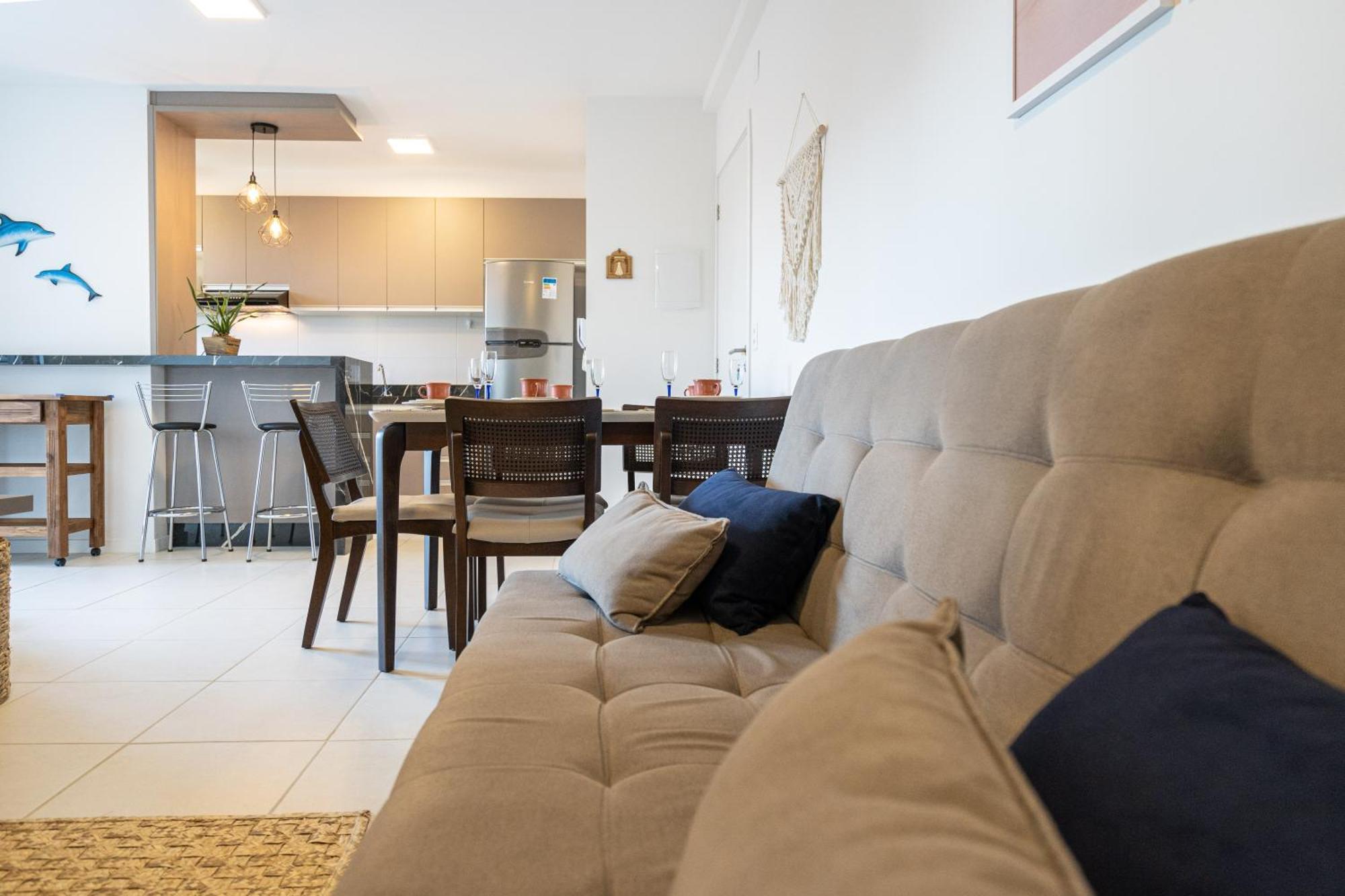 Apartamentos Completos A 15Min Beto Carreiro Com Wi-Fi Churrasqueira Em Condominio Com Piscina Portaria 24H Ideal Para Familia Piçarras Rum bild